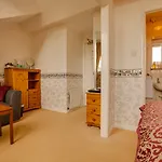 בית הארחה Broadlands (adults Only) 3*