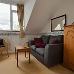 Broadlands (adults Only)