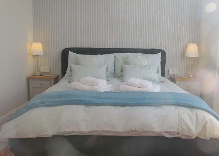 Broadlands (adults Only)