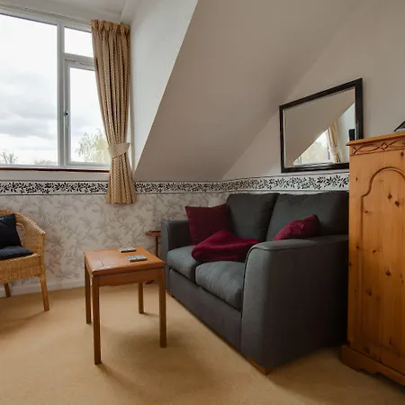 Broadlands (adults Only)